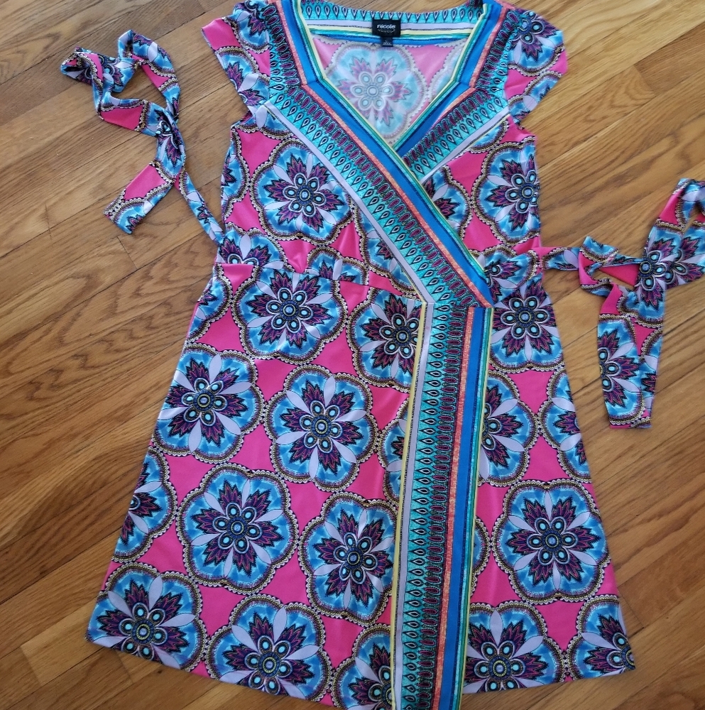 Multi Color Tie Wrap Dress Size Large